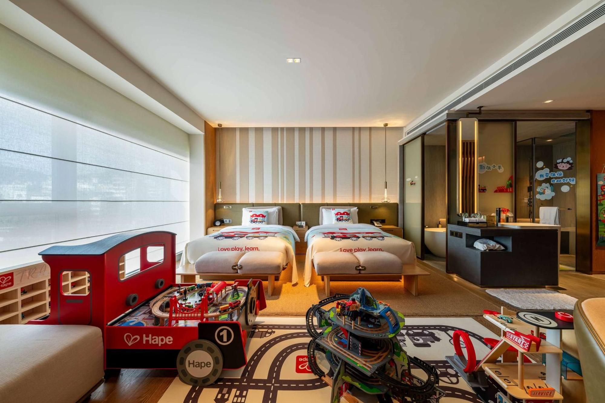 Joyze Hotel Xiamen, Curio Collection By Hilton Экстерьер фото
